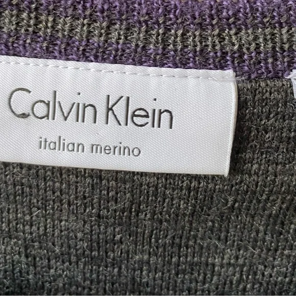 Calvin Klein 100% Italian Merino Wool V-Neck Sweater Long Sleeve Purple Men's XL